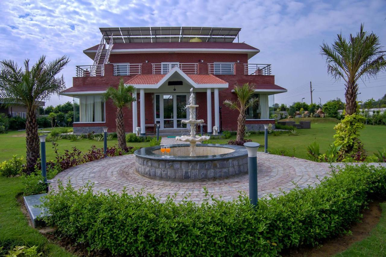 Stayvista At Hillside Paradise Dhauj Luaran gambar